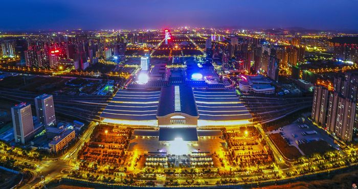 济南西站枢纽经济商务区今年挂牌运营“京沪系”楼宇8座  3年内打造成为“亿元楼”