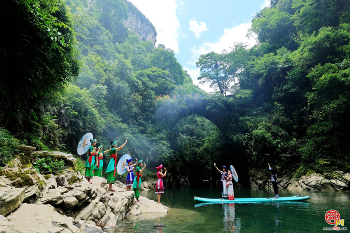 春游打卡正当时 恩施地心谷多项惠民政策暖心上线