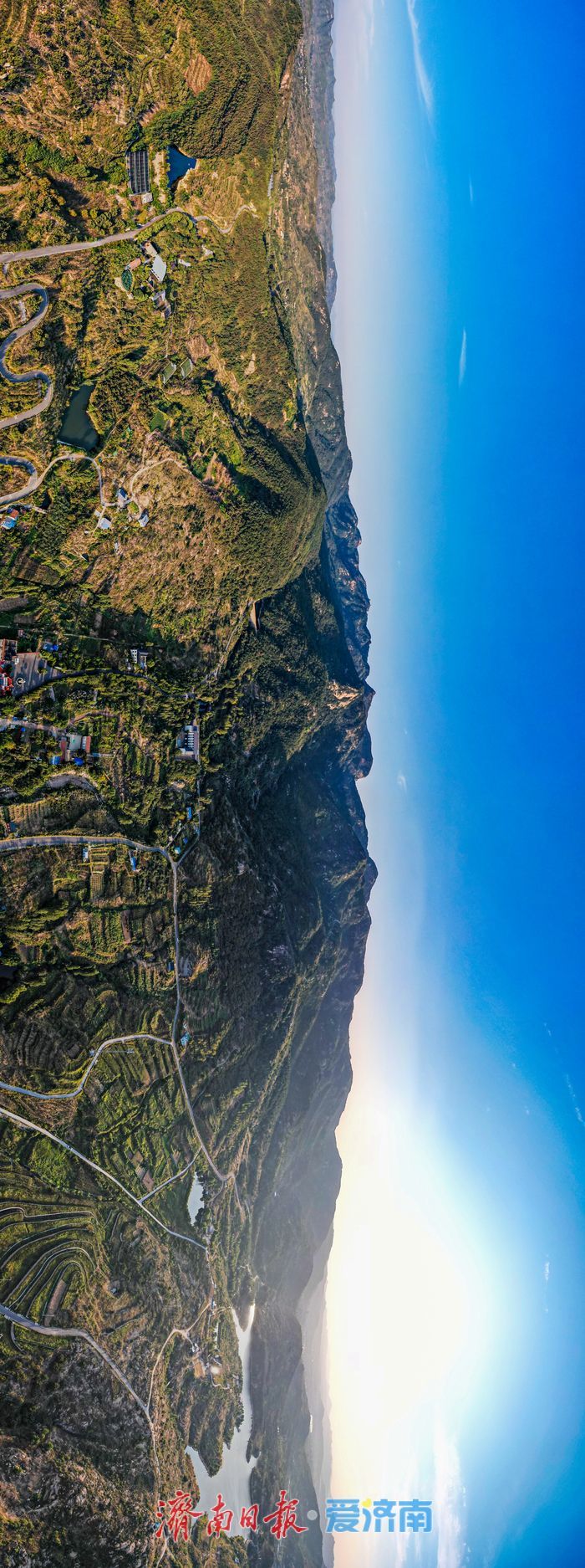 一年四季 泉在济南丨秋韵漫染莲花山 青山碧水铺展生态画卷