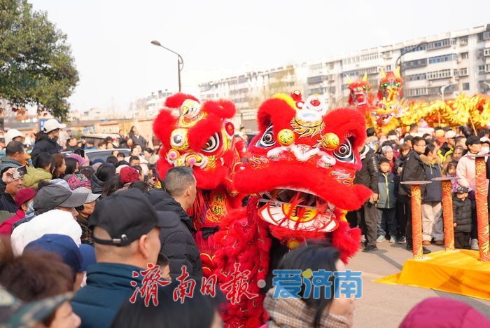 新春走基层丨年味不打烊 民俗展演续燃新春热