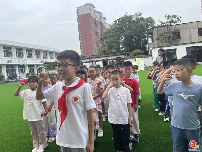 开笔启智 礼润童心——济南市北苑小学迎新活动