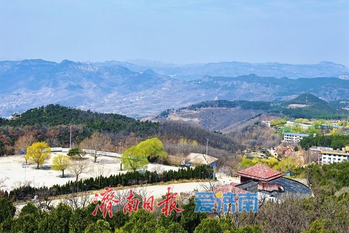 一年四季 泉在济南丨济南南部山区满目翠绿映山峦