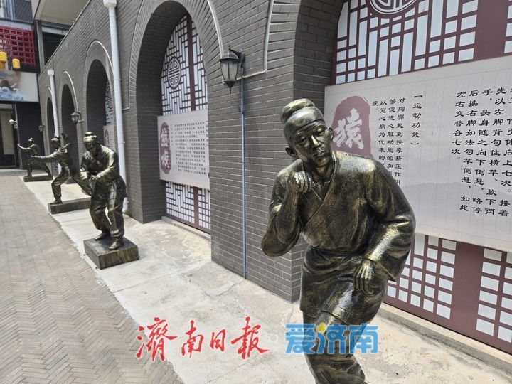 千年养生智慧凝于青铜之上，五禽戏雕塑造型吸睛