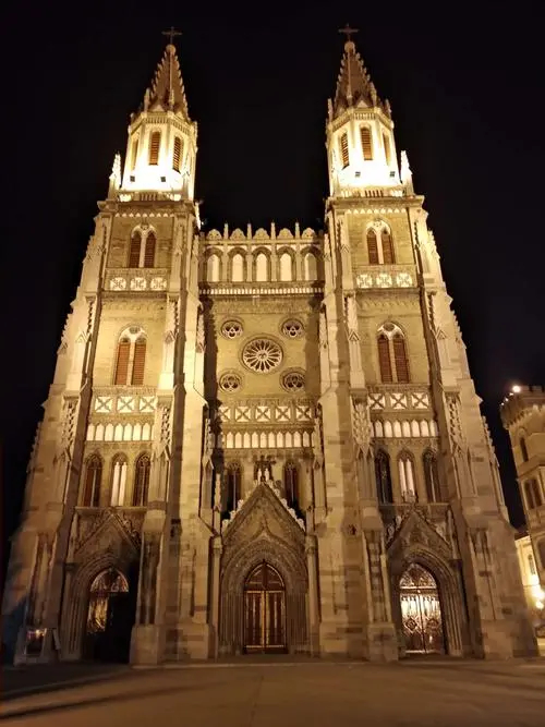 @济南市民，更新后的洪楼大润发、邮局地块等您命名！