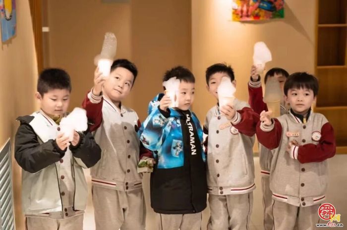 校园变乐园  济南高新区东城逸家小学举办科技游园会