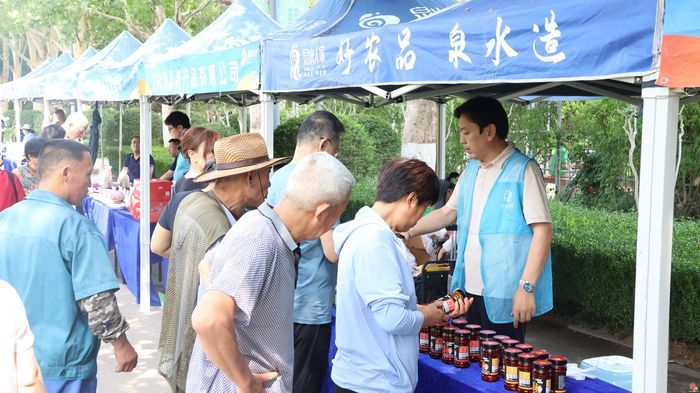 连开2日！“泉水人家”早市嘉年华  在花圃公园唤醒泉城“烟火气”