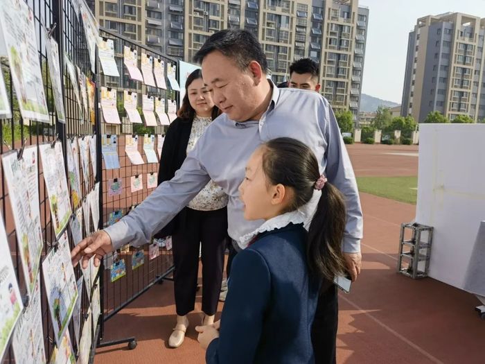 高新区奥龙小学积极参与“音乐读书会”