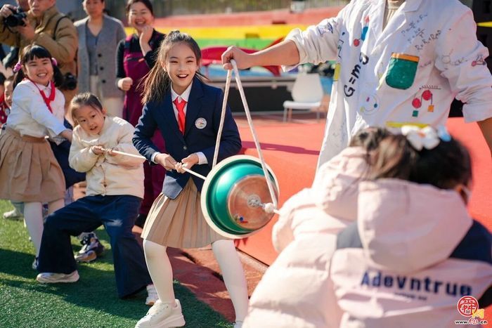 济南高新区东城逸家小学第四届校园科技节盛大启幕