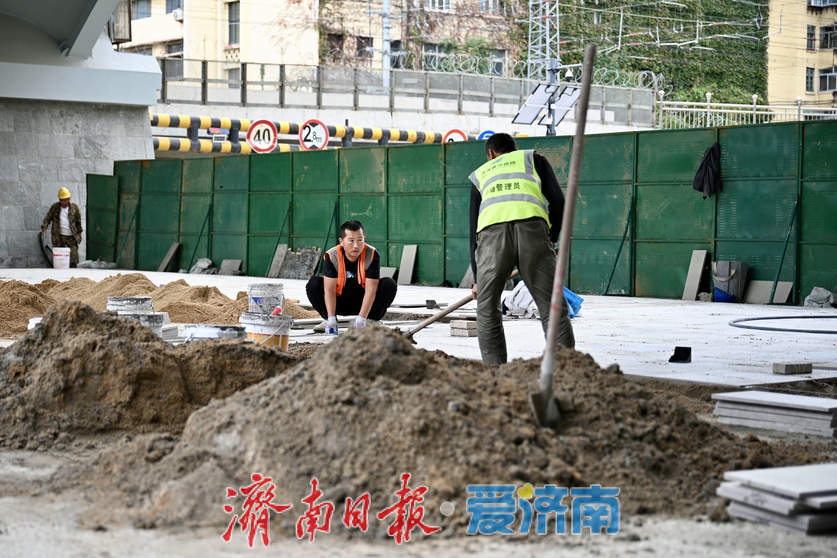 项目强省会｜提质升级！济南纬二路跨铁路天桥改造工程有序推进