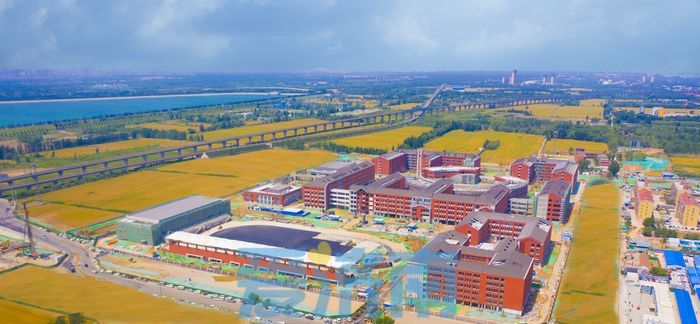 省实验中学鹊华校区高中部将落成 记者带你看项目最新进展