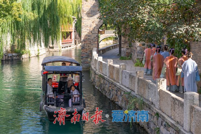 穿古巷、串古韵，橹声里的明水古城假期慢时光