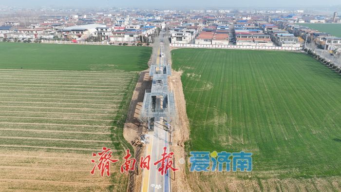 出地铁，入画境：曲家庄“田园玻璃栈桥”静待客来