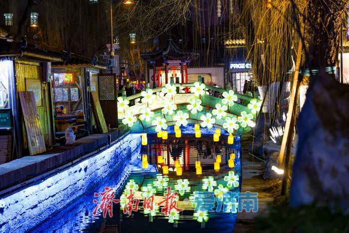 古桥披上喜庆盛装 济南明府城年味渐浓