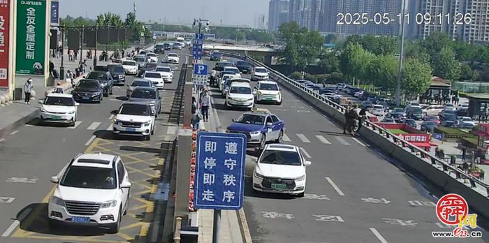 十秒生死时速！济南西站武警战士勇救轻生乘客