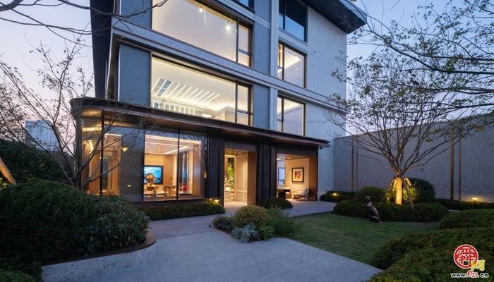 三冠加冕！济南能源&保利置业明湖印用“好房子” 领燃泉城，国企转型书写幸福人居答卷