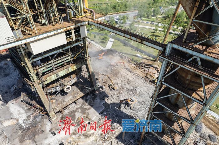 济钢3200立方米高炉“留骨焕新” 启动更新改造