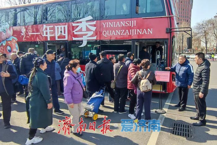 车轮滚滚护团圆，9天长假济南公交载客727万人次