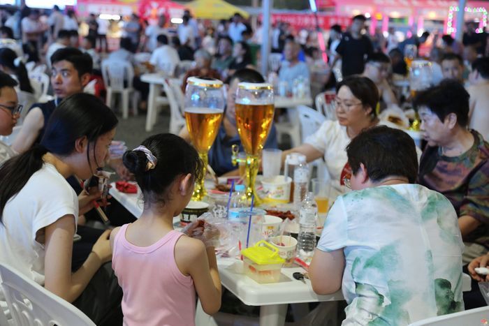 “欢聚章丘，干杯世界！”—— 2025年章丘首届国际啤酒音乐节盛大开幕！