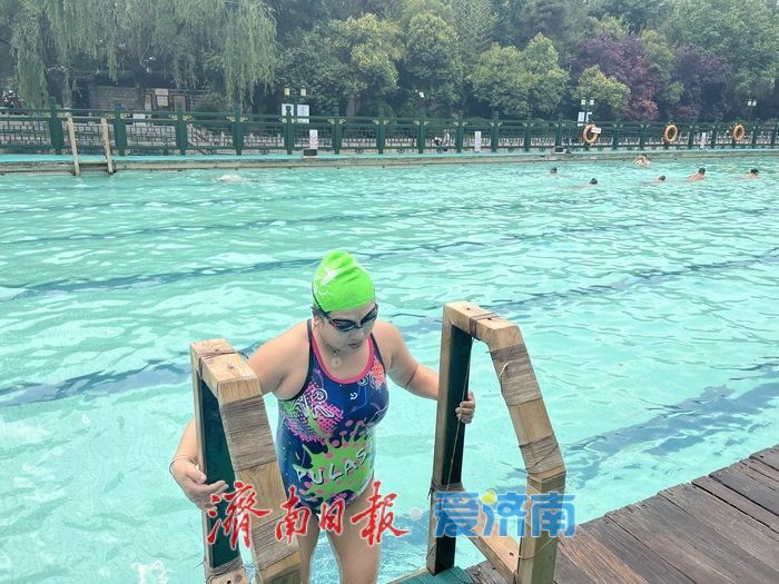 一年四季 泉在济南 