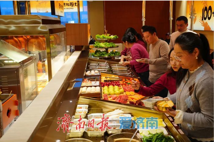 多品牌开业即爆火 济南餐饮市场暖意扑面