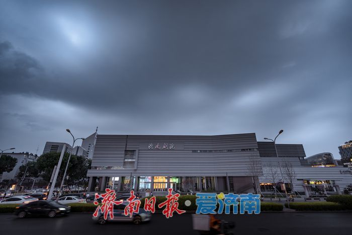 一年四季 泉在济南丨济南剧院新馆，现代设计与泉水文化的完美交融