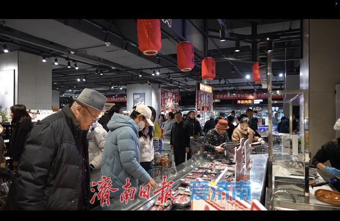 人山人海，“胖东来的魔力”在济南再次上演