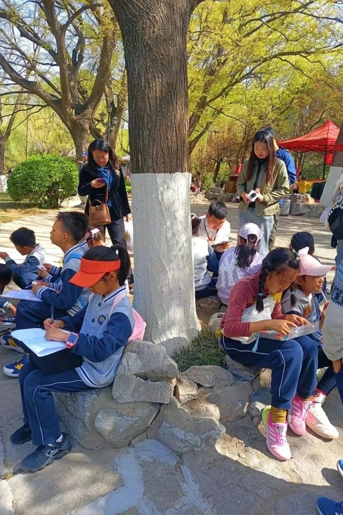 山大附中瀚阳学校三年级主题统整课程让学生了解家乡