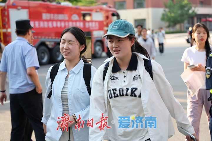 “物政化”组合考生今日率先收官 开启人生新征程