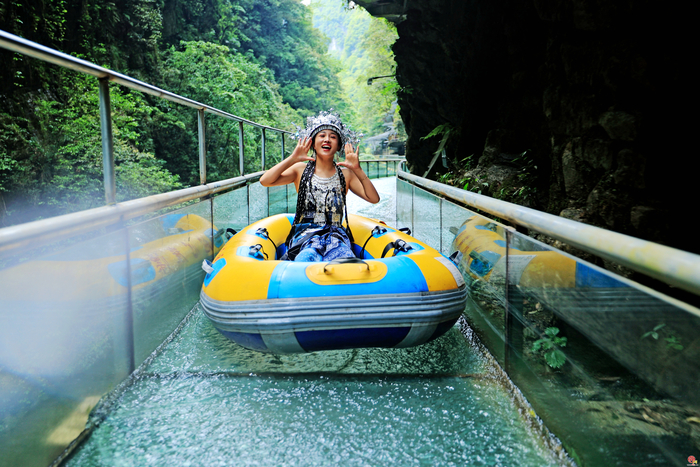 春游打卡正当时 恩施地心谷多项惠民政策暖心上线