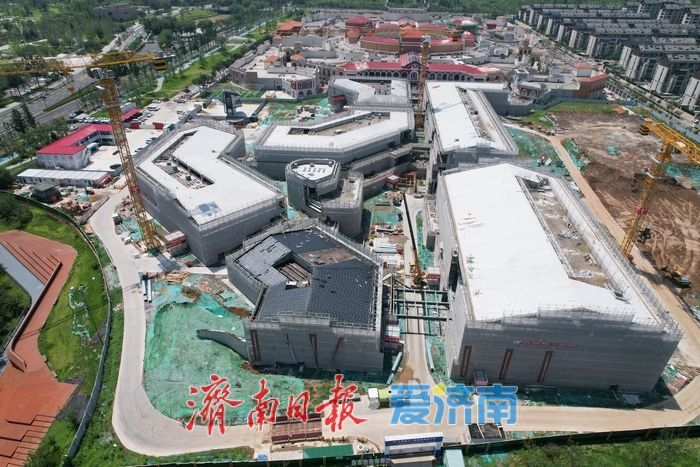 打造东城一站式度假目的地！济南高新百联奥特莱斯二期建设提速