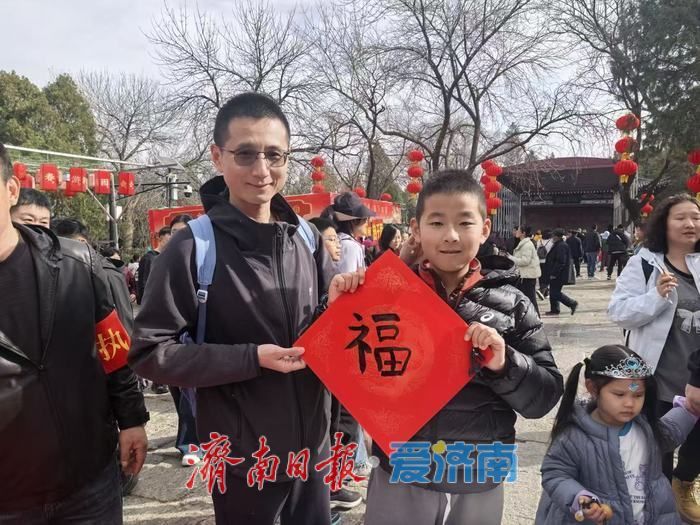 新春走基层丨千佛山游园会初五年味儿不减