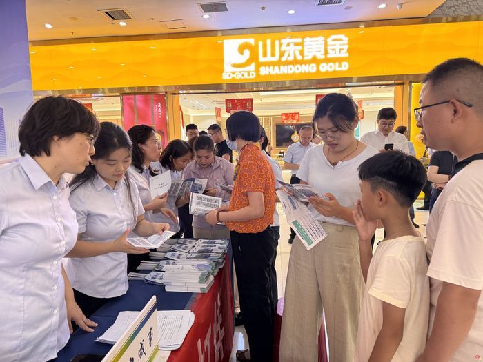天桥行政审批：“三聚焦”赋能延时服务，点亮政务夜市便民新图景