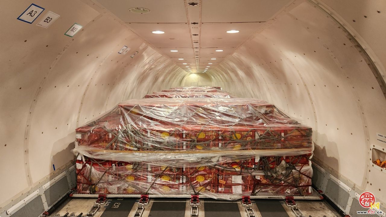 山东航空开通深圳-雅加达国际货运航线