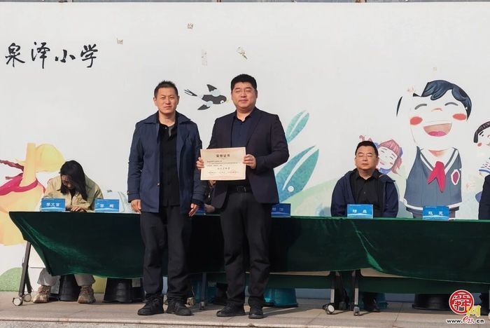 像科学家一样思考，像工程师一样实践！济南市市中区泉泽小学举办科技游园会