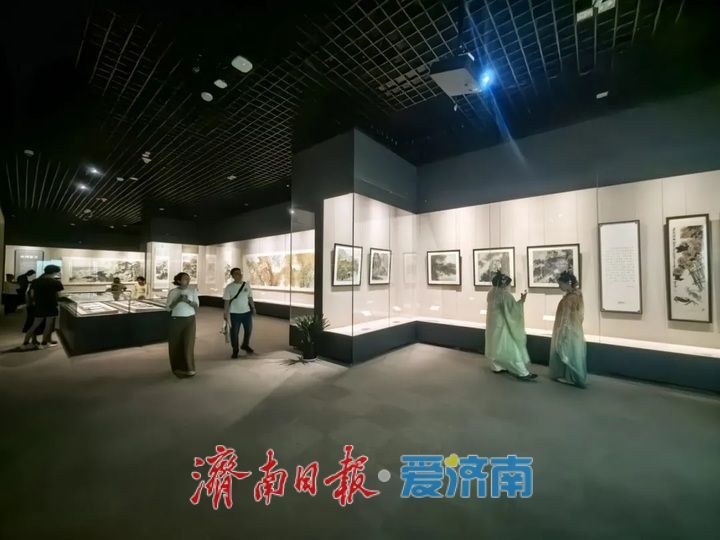 国庆首日人气爆棚！近两万人涌进山东博物馆享受文化盛宴