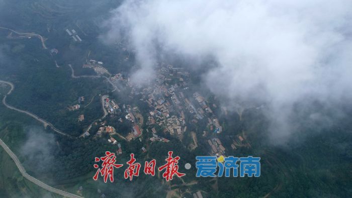 一年四季 泉在济南丨云雾翻涌似仙境！济南上空现云海景观，云海延时摄影来了