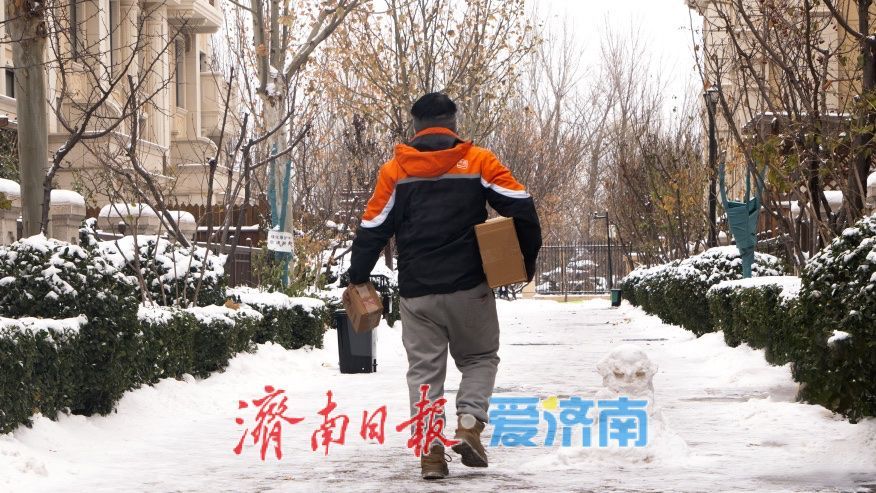 暴雪突袭，申通快递“人机协同”双线作战保民生