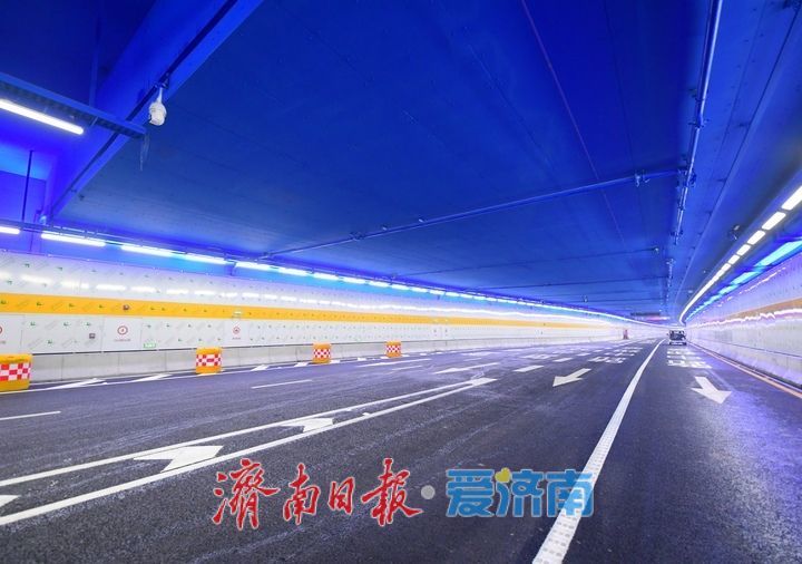 黄岗路黄河隧道南出入口亮相