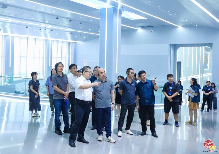 每5分钟就能诞生一辆重型卡车 在这里见证“重汽速度”