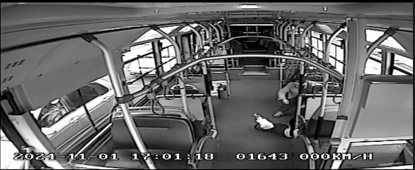 为ta点赞｜儿童乘车突然晕厥 济南公交秒变“急救车”仅用6分钟将儿童送至医院