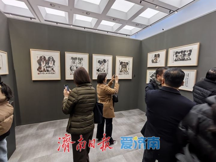 韩美林生肖艺术展在济南举办