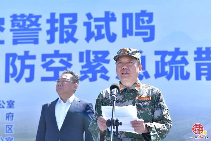 山东济南防空警报试鸣暨“金盾-2025”人民防空紧急疏散演练成功举行