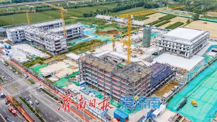 教育先行！省实验鹊华校区初中部有序推进