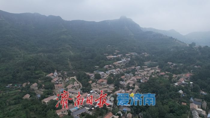 一年四季 泉在济南丨雨后卧云铺美如画卷 古韵新声引客来
