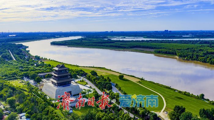 晴日揽山河盛景！山水城相融绘就大美画卷