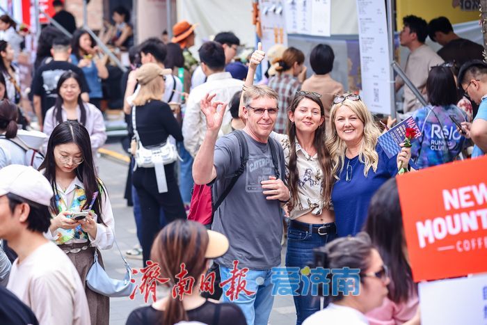 泉韵醇香迎远客 济南国际泉水咖啡嘉年华尽显国际风采
