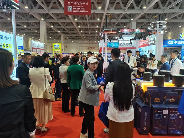 60000多名汽配专业采购商相聚济南 第95届全国汽配会在济南盛大开幕