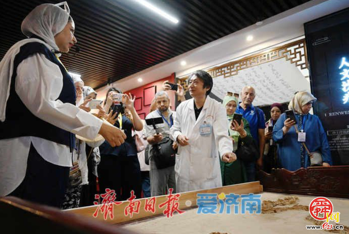 当“洋医生”遇见黄河沙：扁鹊故里上演中医药文化沉浸式体验