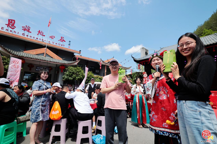 浪漫地心见证土家深情 湖北蝶舞清江·地心谷解锁文旅融合新场景