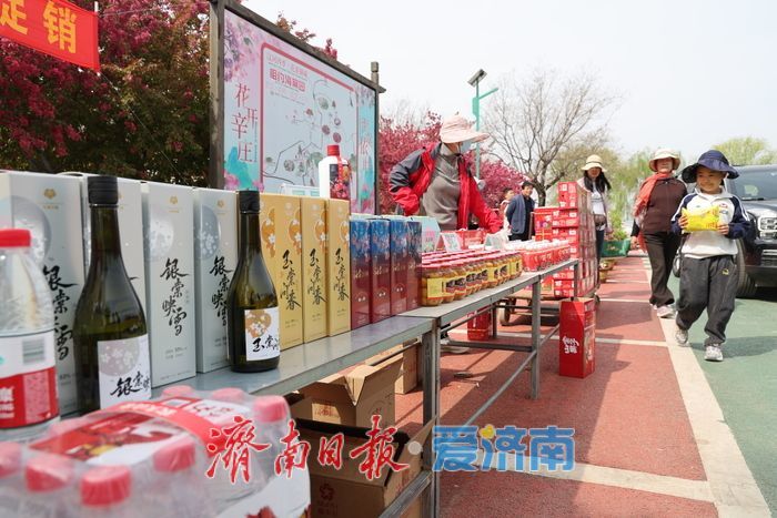 千亩海棠盛放寄母山 赏花经济激活乡村增收